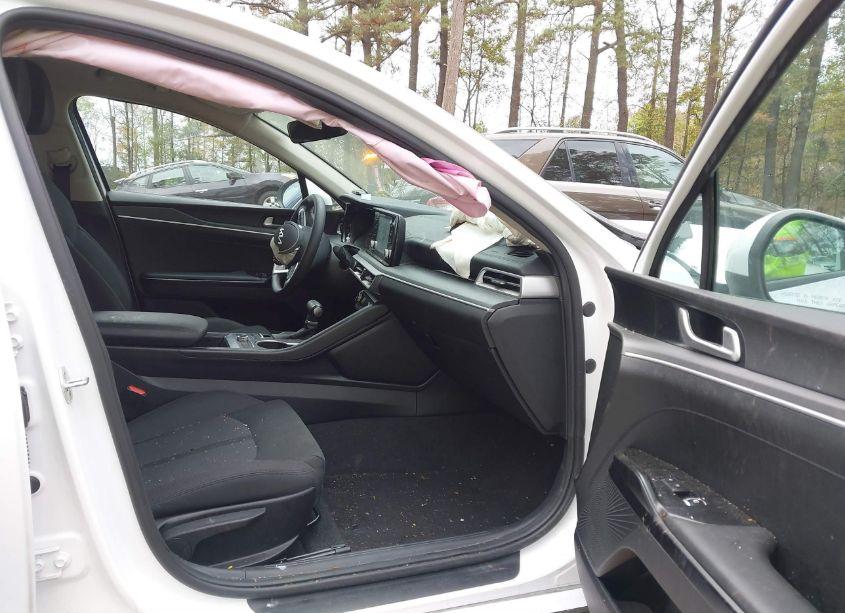 Photo 5 of 2023 Kia K5 LXS (VIN 5XXG14J21PG192542)