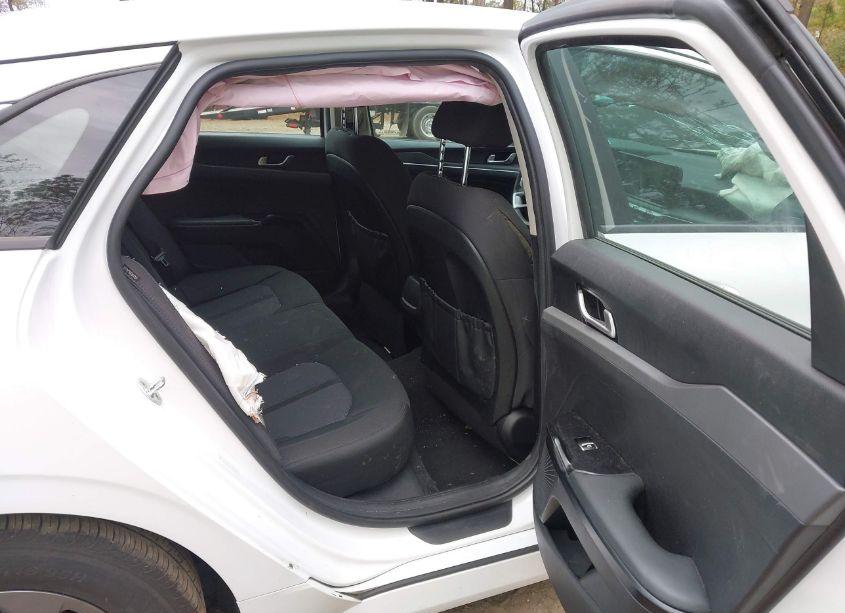 Photo 8 of 2023 Kia K5 LXS (VIN 5XXG14J21PG192542)