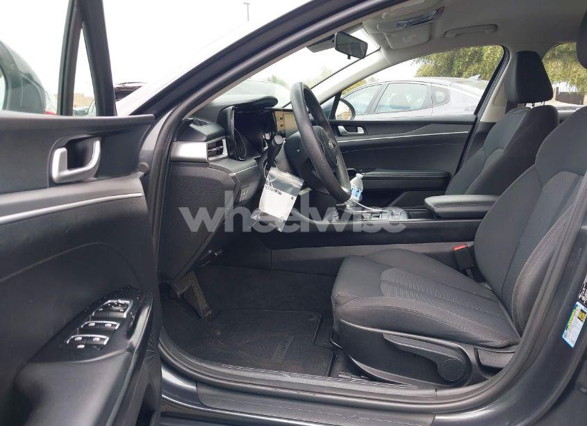 Photo 5 of 2021 Kia K5 LXS (VIN 5XXG14J22MG006695)