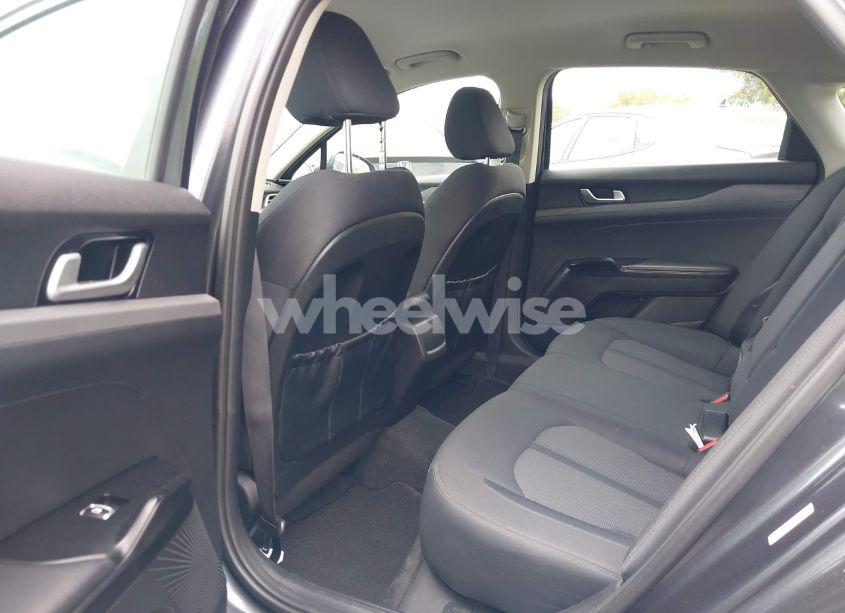 Photo 8 of 2021 Kia K5 LXS (VIN 5XXG14J22MG006695)