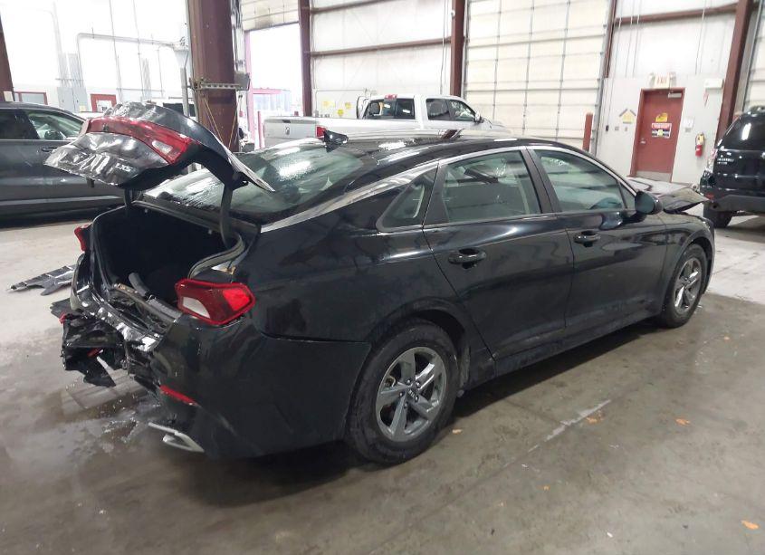 Photo 4 of 2021 Kia K5 LXS (VIN 5XXG14J22MG010844)