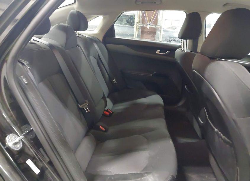 Photo 8 of 2021 Kia K5 LXS (VIN 5XXG14J22MG010844)