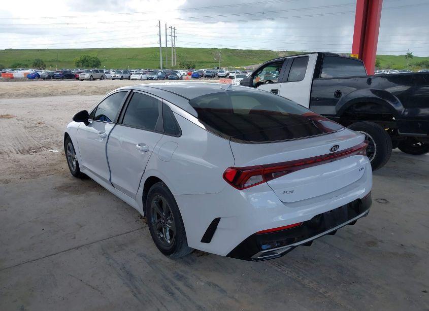 Photo 3 of 2021 Kia K5 LXS (VIN 5XXG14J22MG066864)