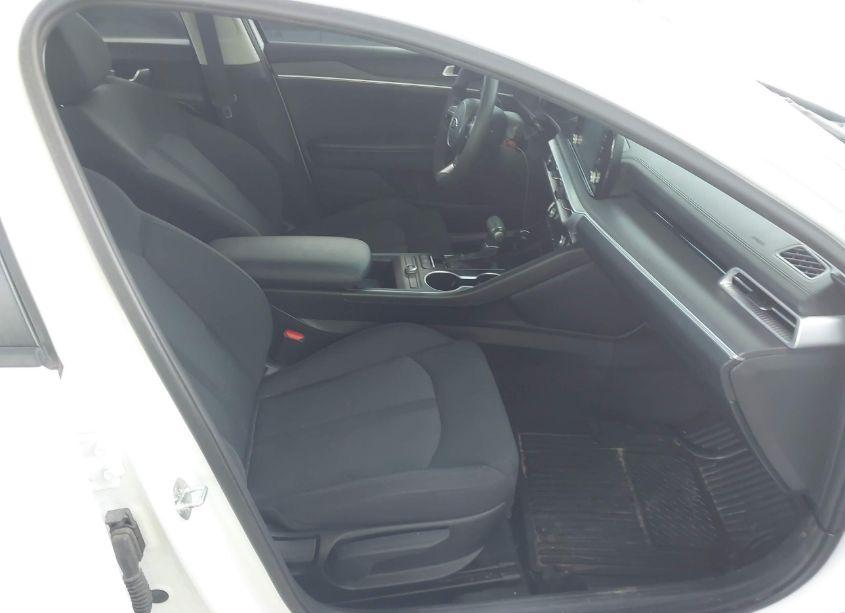 Photo 5 of 2021 Kia K5 LXS (VIN 5XXG14J22MG066864)