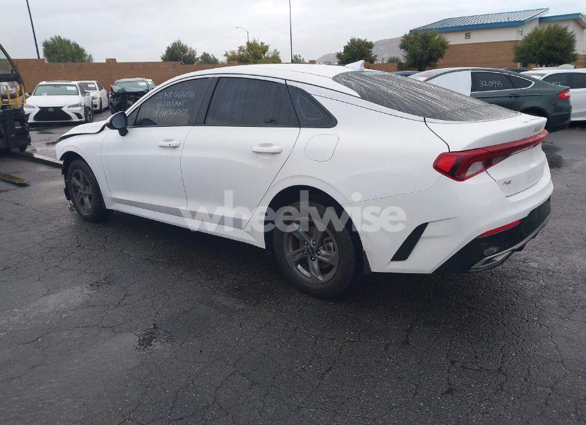 Photo 3 of 2022 Kia K5 LXS (VIN 5XXG14J22NG107088)