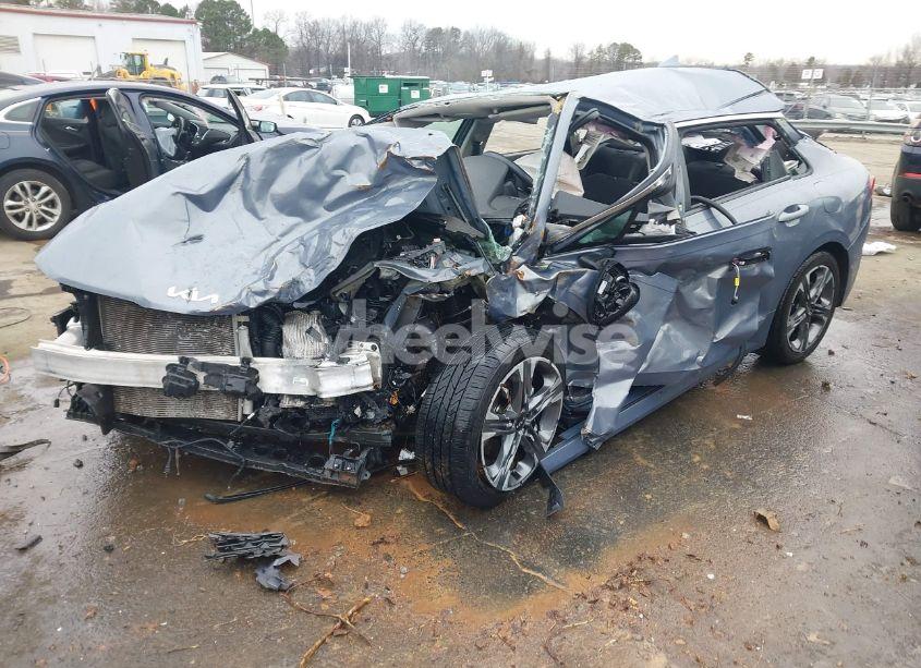 Photo 2 of 2022 Kia K5 LXS (VIN 5XXG14J22NG131018)