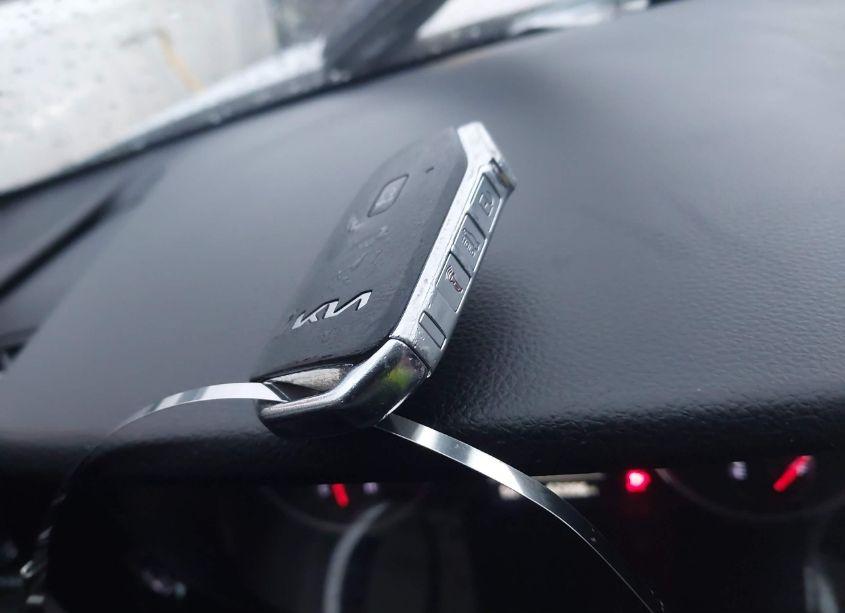 Photo 11 of 2022 Kia K5 LXS (VIN 5XXG14J22NG139247)