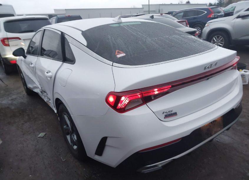 Photo 3 of 2022 Kia K5 LXS (VIN 5XXG14J22NG139247)