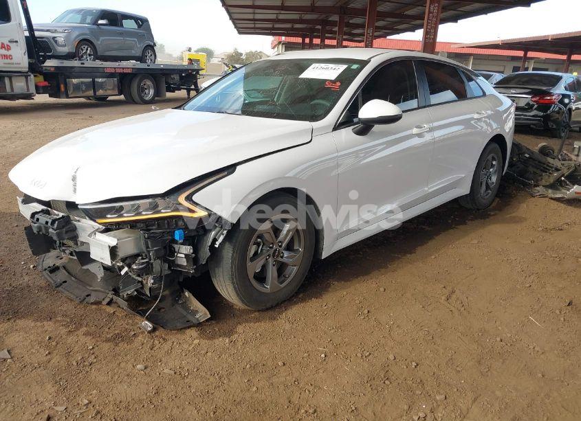 Photo 2 of 2022 Kia K5 LXS (VIN 5XXG14J22NG157988)