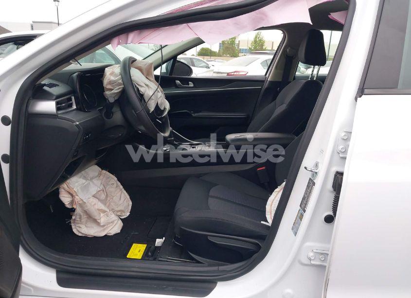 Photo 5 of 2023 Kia K5 LXS (VIN 5XXG14J22PG178570)