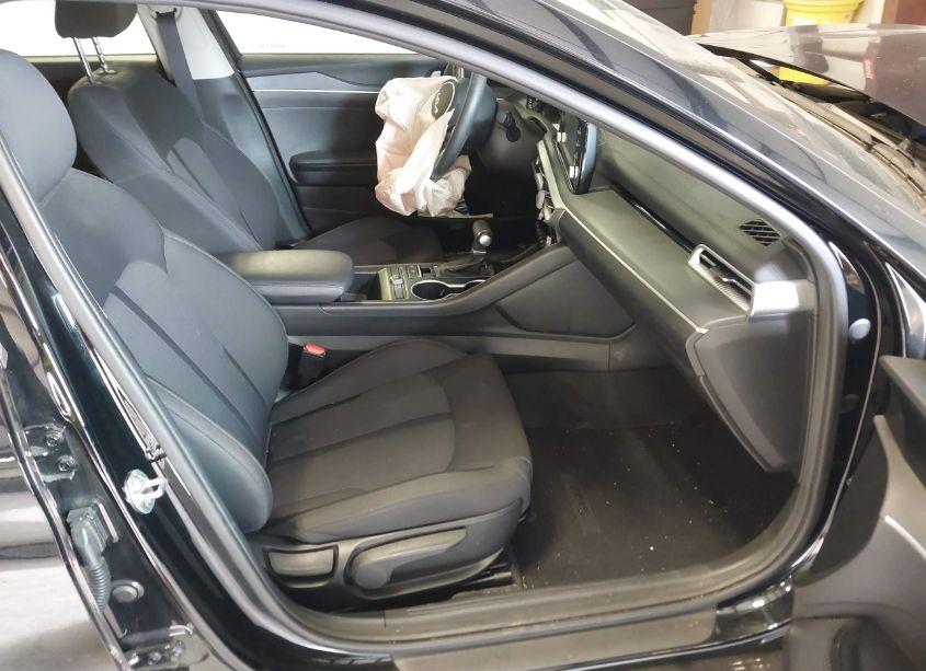 Photo 5 of 2023 Kia K5 LXS (VIN 5XXG14J22PG203869)