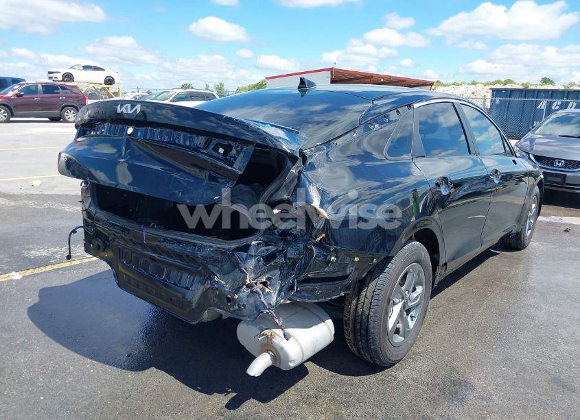 Photo 4 of 2024 Kia K5 LXS (VIN 5XXG14J22RG235966)