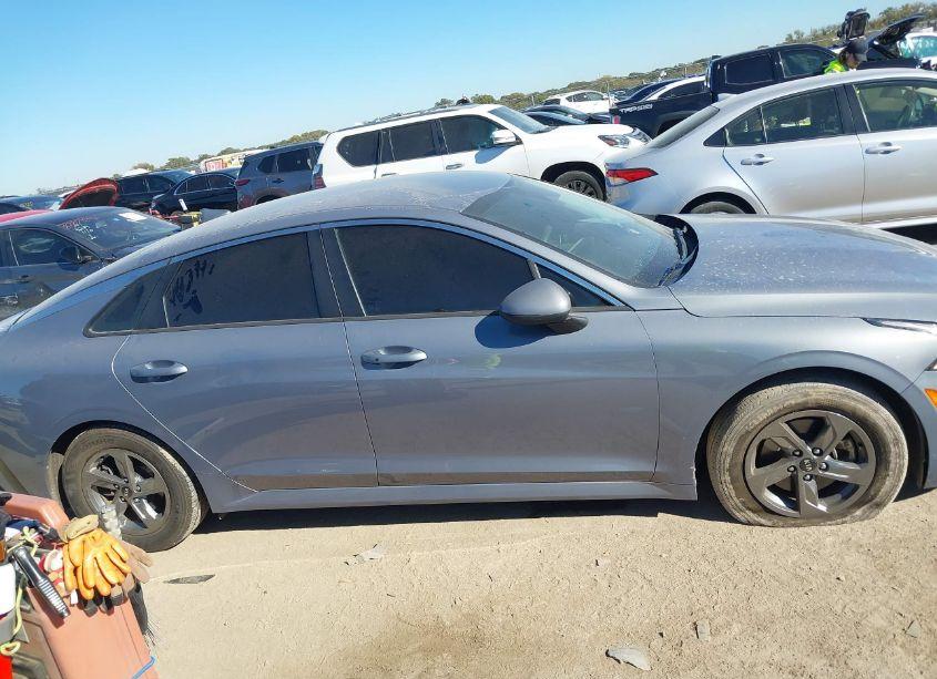 Photo 13 of 2021 Kia K5 LXS (VIN 5XXG14J23MG061270)