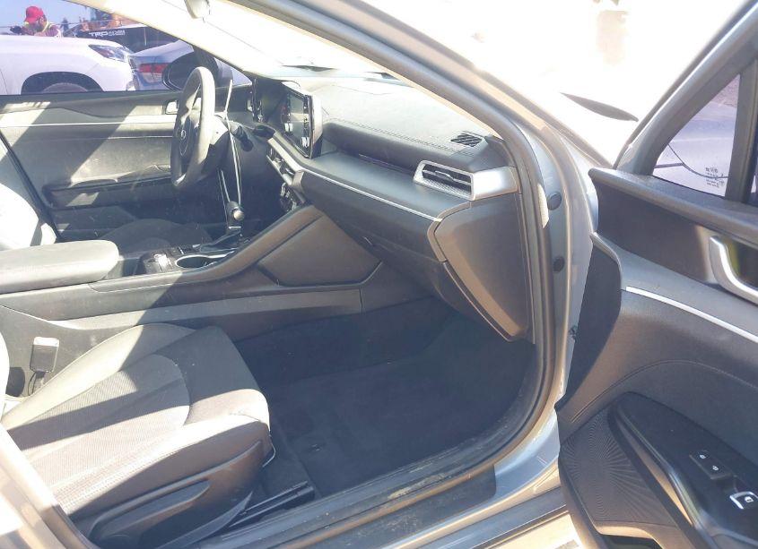 Photo 5 of 2021 Kia K5 LXS (VIN 5XXG14J23MG061270)