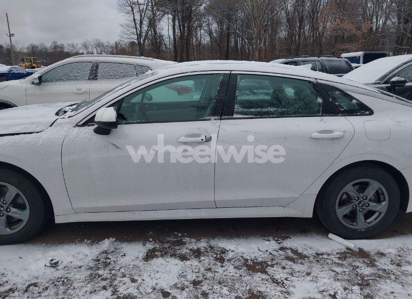 Photo 15 of 2021 Kia K5 LXS (VIN 5XXG14J23MG082104)