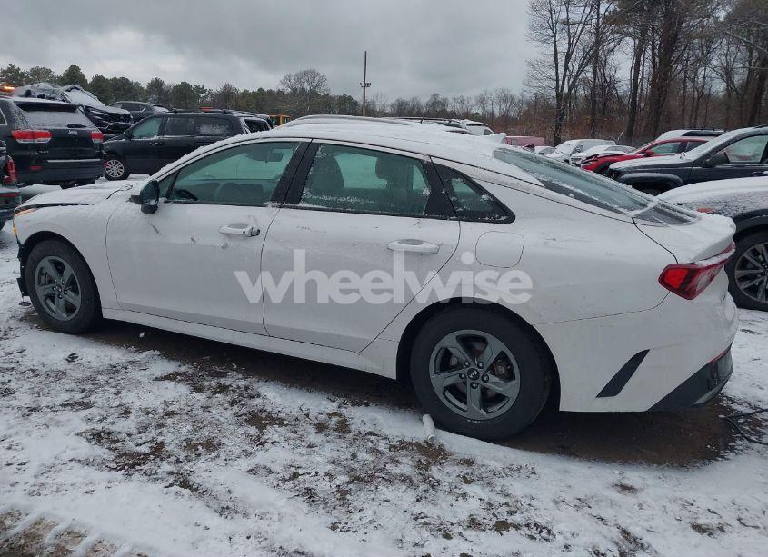 Photo 3 of 2021 Kia K5 LXS (VIN 5XXG14J23MG082104)