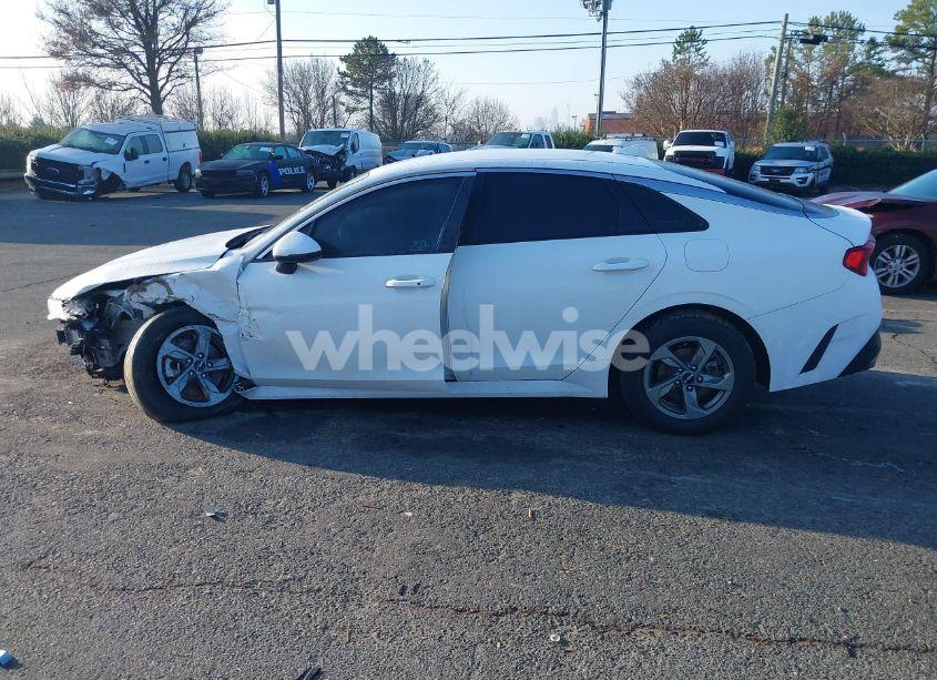 Photo 14 of 2022 Kia K5 LXS (VIN 5XXG14J23NG100456)