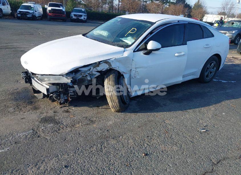 Photo 2 of 2022 Kia K5 LXS (VIN 5XXG14J23NG100456)