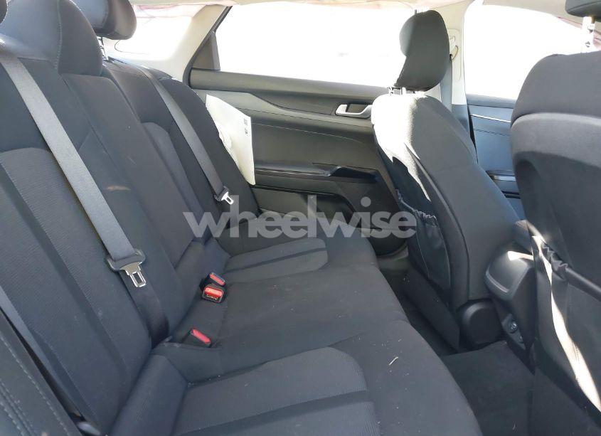 Photo 8 of 2022 Kia K5 LXS (VIN 5XXG14J23NG106614)