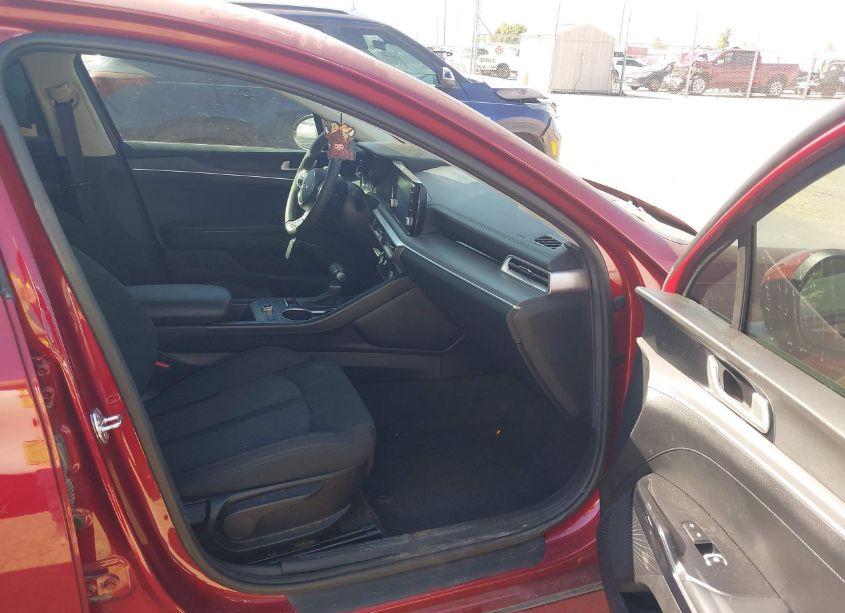 Photo 5 of 2022 Kia K5 LXS (VIN 5XXG14J23NG134638)