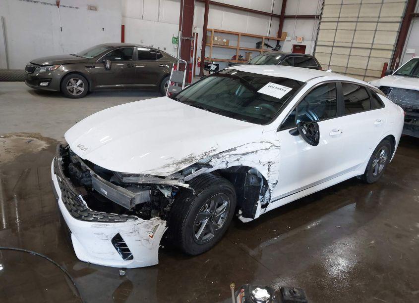 Photo 2 of 2022 Kia K5 LXS (VIN 5XXG14J23NG138155)