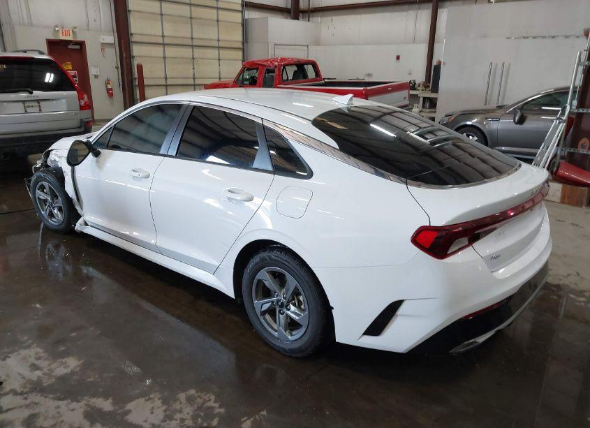Photo 3 of 2022 Kia K5 LXS (VIN 5XXG14J23NG138155)