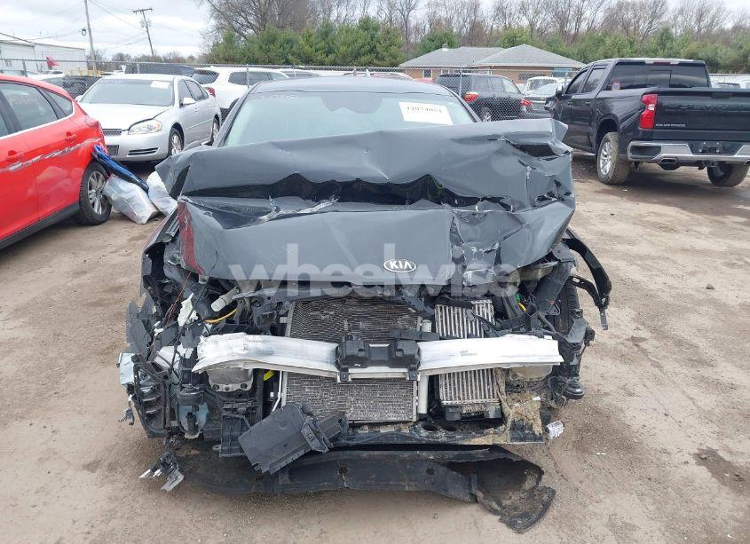 Photo 12 of 2021 Kia K5 LXS (VIN 5XXG14J24MG002146)