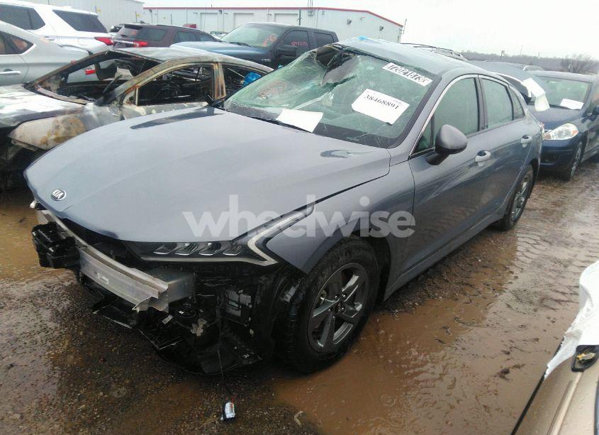 Photo 2 of 2021 Kia K5 LXS (VIN 5XXG14J24MG019108)