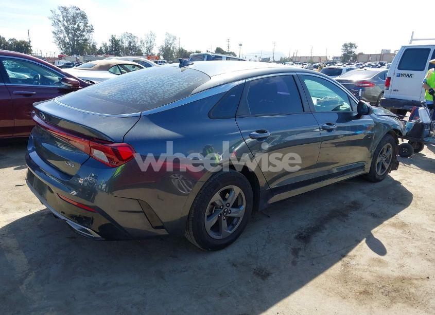 Photo 4 of 2021 Kia K5 LXS (VIN 5XXG14J24MG038158)