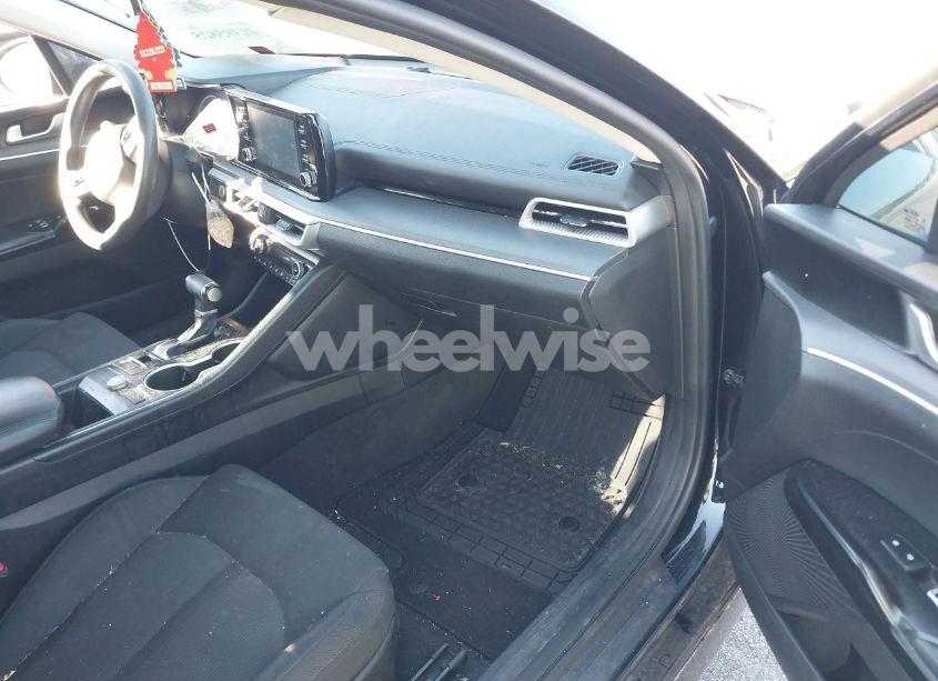 Photo 5 of 2021 Kia K5 LXS (VIN 5XXG14J24MG051640)