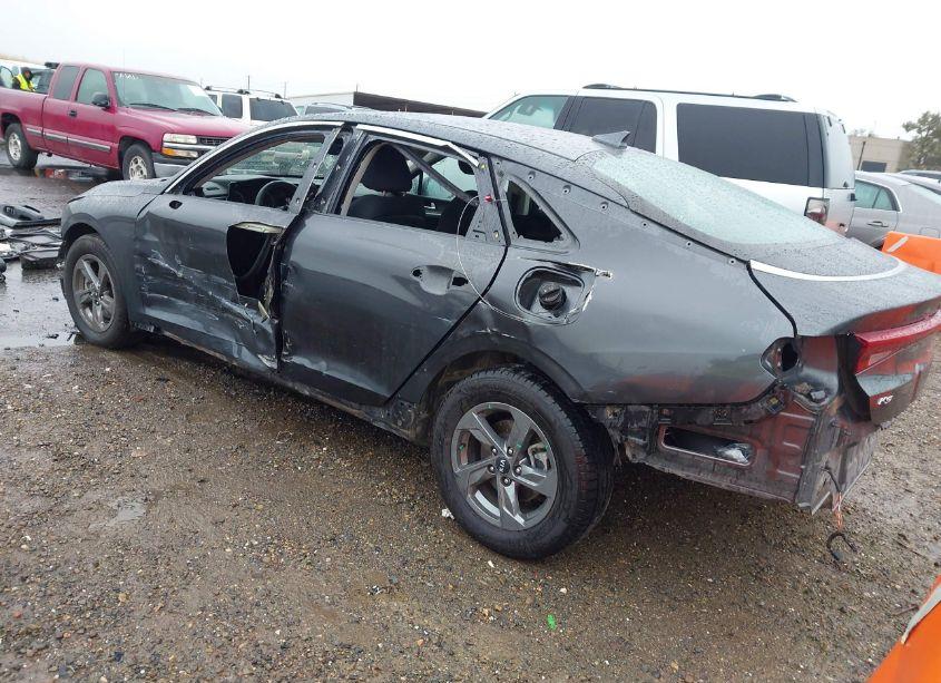 Photo 3 of 2021 Kia K5 LXS (VIN 5XXG14J24MG065523)