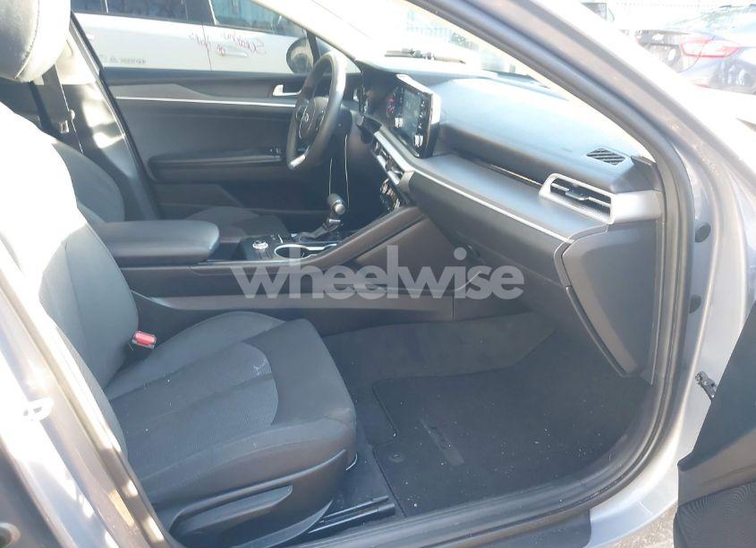 Photo 5 of 2021 Kia K5 LXS (VIN 5XXG14J24MG070110)