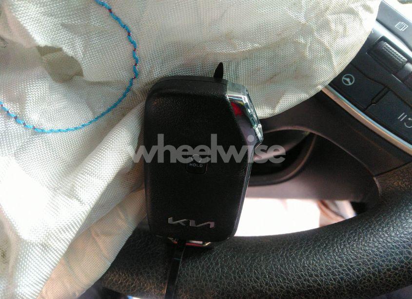 Photo 11 of 2022 Kia K5 LXS (VIN 5XXG14J24NG107450)