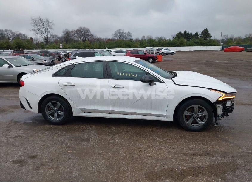 Photo 13 of 2022 Kia K5 LXS (VIN 5XXG14J24NG114138)