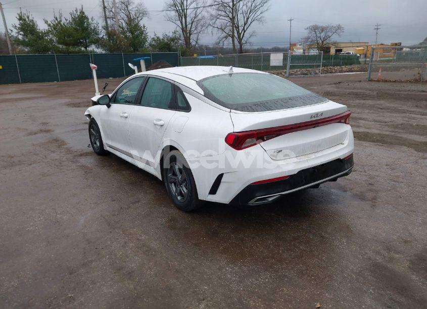 Photo 3 of 2022 Kia K5 LXS (VIN 5XXG14J24NG114138)