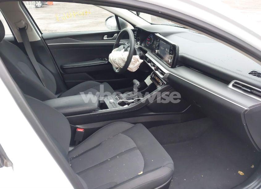 Photo 5 of 2022 Kia K5 LXS (VIN 5XXG14J24NG114138)