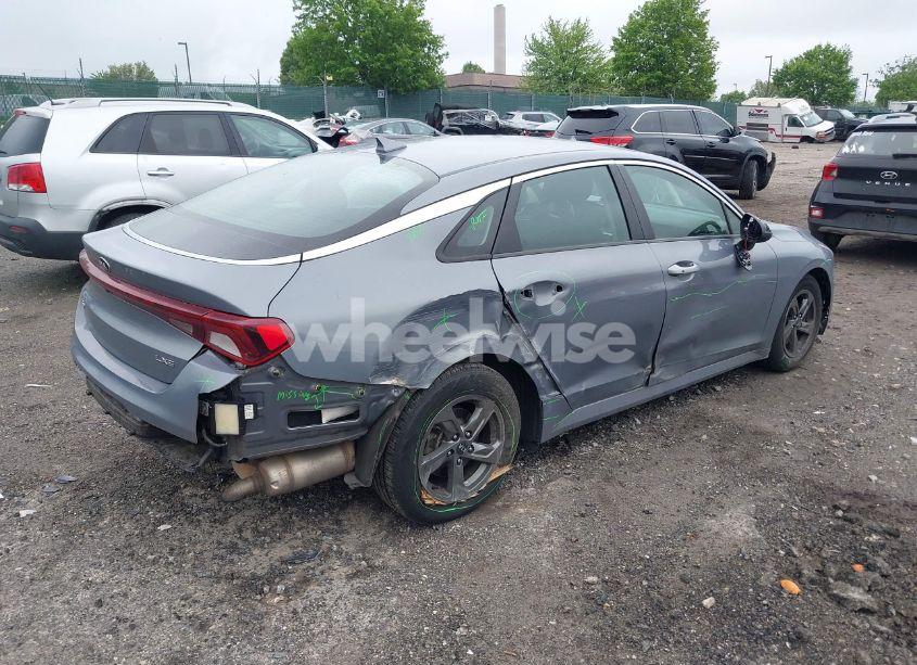 Photo 4 of 2021 Kia K5 LXS (VIN 5XXG14J25MG020428)