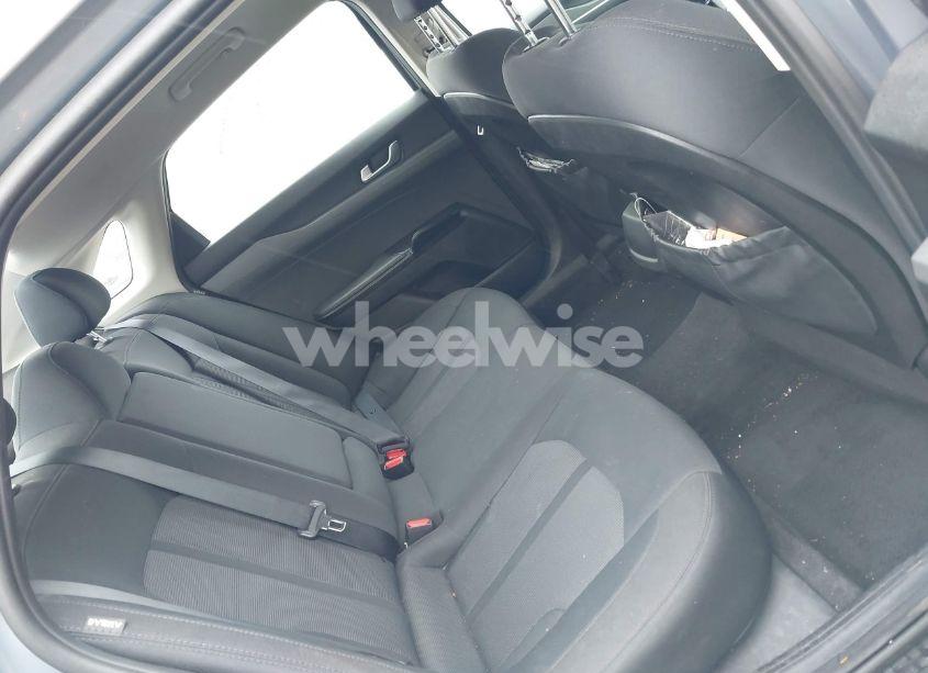 Photo 8 of 2021 Kia K5 LXS (VIN 5XXG14J25MG020428)