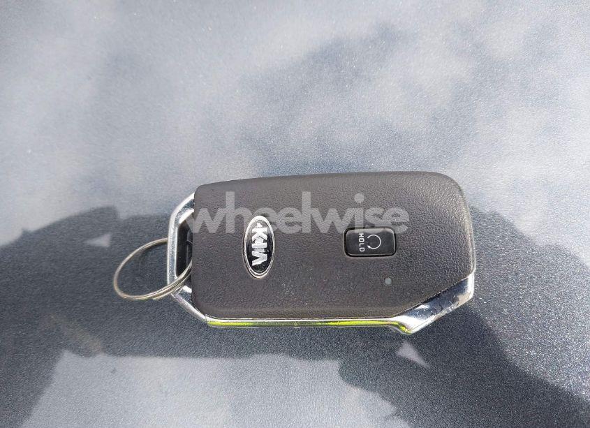 Photo 11 of 2021 Kia K5 LXS (VIN 5XXG14J25MG041618)