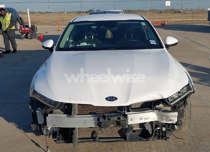 Photo 12 of 2021 Kia K5 LXS (VIN 5XXG14J25MG047483)