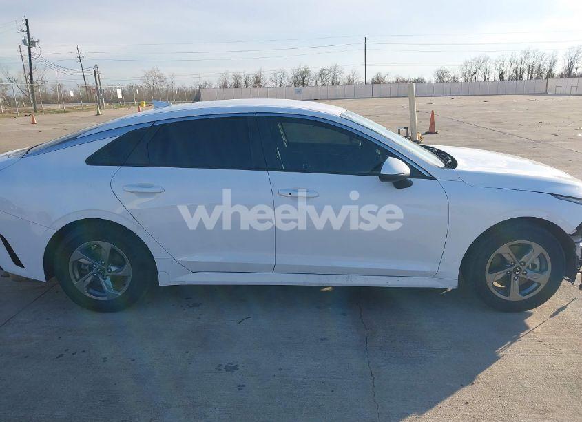 Photo 13 of 2021 Kia K5 LXS (VIN 5XXG14J25MG047483)