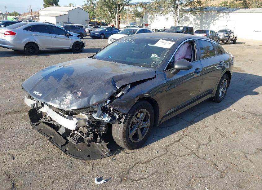 Photo 2 of 2022 Kia K5 LXS (VIN 5XXG14J25NG085412)