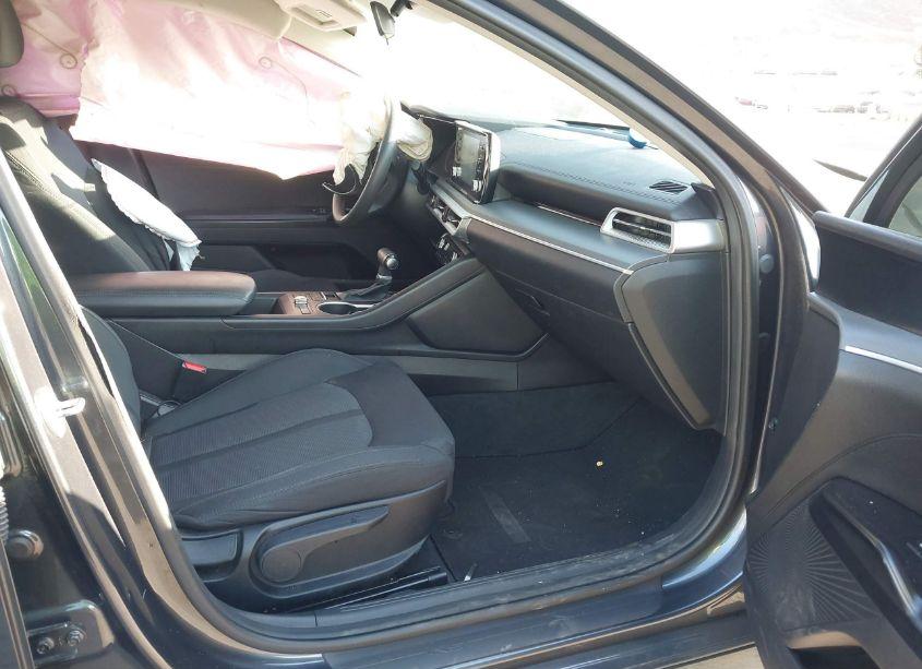 Photo 5 of 2022 Kia K5 LXS (VIN 5XXG14J25NG085412)