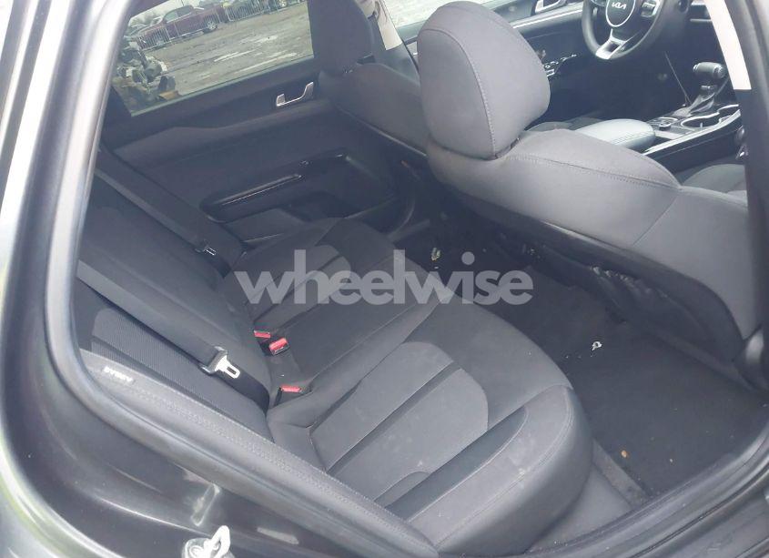 Photo 8 of 2022 Kia K5 LXS (VIN 5XXG14J25NG105562)