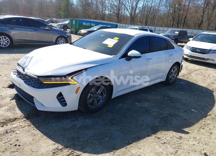 Photo 2 of 2022 Kia K5 LXS (VIN 5XXG14J25NG110504)