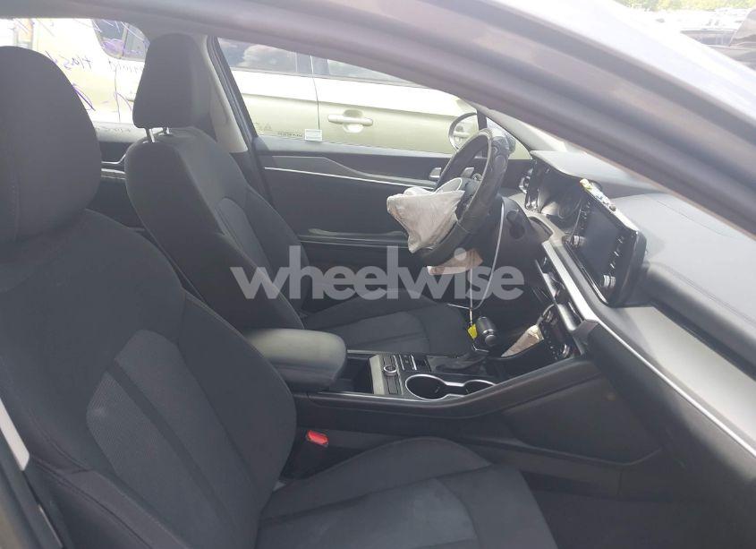 Photo 5 of 2022 Kia K5 LXS (VIN 5XXG14J25NG130168)