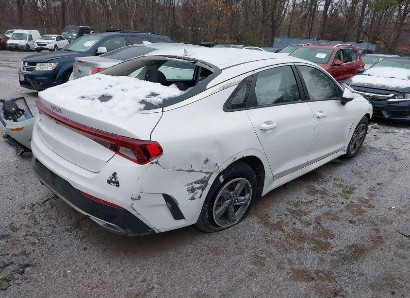 Photo 4 of 2022 Kia K5 LXS (VIN 5XXG14J25NG166278)