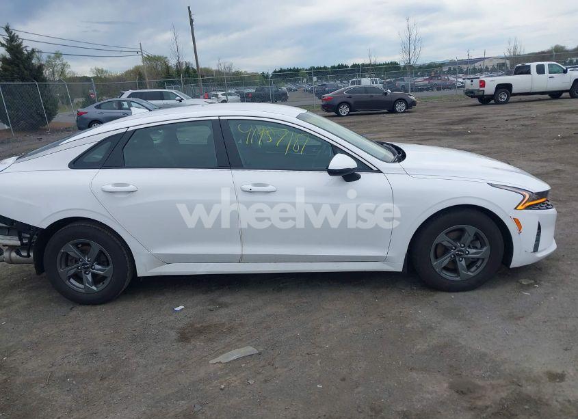 Photo 14 of 2023 Kia K5 LXS (VIN 5XXG14J25PG199722)