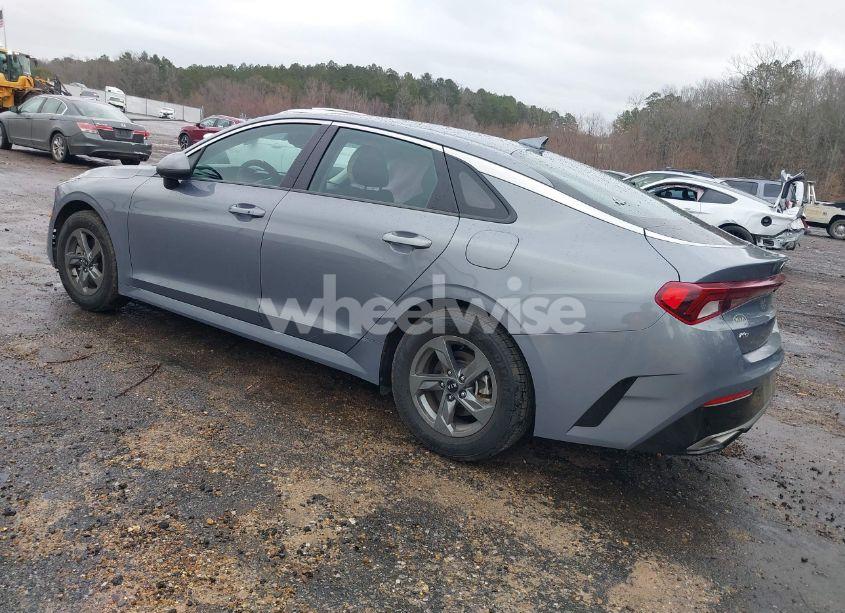 Photo 3 of 2021 Kia K5 LXS (VIN 5XXG14J26MG016596)