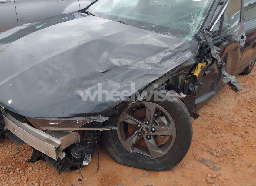 Photo 6 of 2021 Kia K5 LXS (VIN 5XXG14J26MG054880)